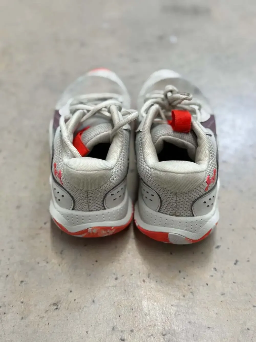Under Armour Youth GS Jet '23 Basketball Shoes - Size 1Y - White/Purple/Orange